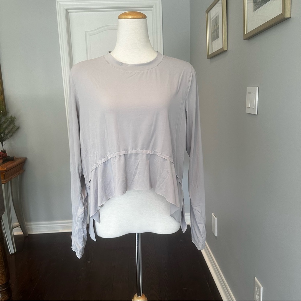 Women's Gray Long Sleeve Workout Top